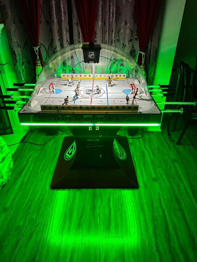 ICE Super Chexx Pro - Team USA vs Team Canada